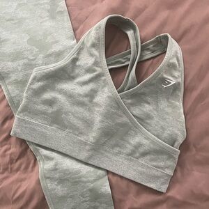 Gym shark Camo seamless sports bra
